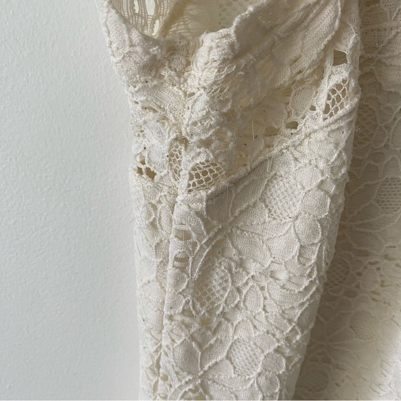 3/$30💚Smart Set cream white lace floral short sleeve top size large - Picture 6 of 15